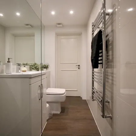 Ferienwohnung Superb Flat Near Victoria Station London Exterior foto